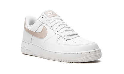 AIR FORCE 1 &
