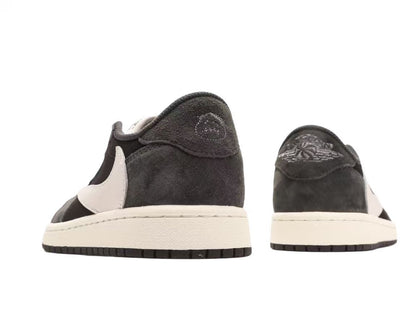 Travis Scott x Nike Air Jordan 1 Low”Black/Phantom”