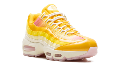 Air Max 95 WMNS "Big Bubble Sunshine" IQ0382 739