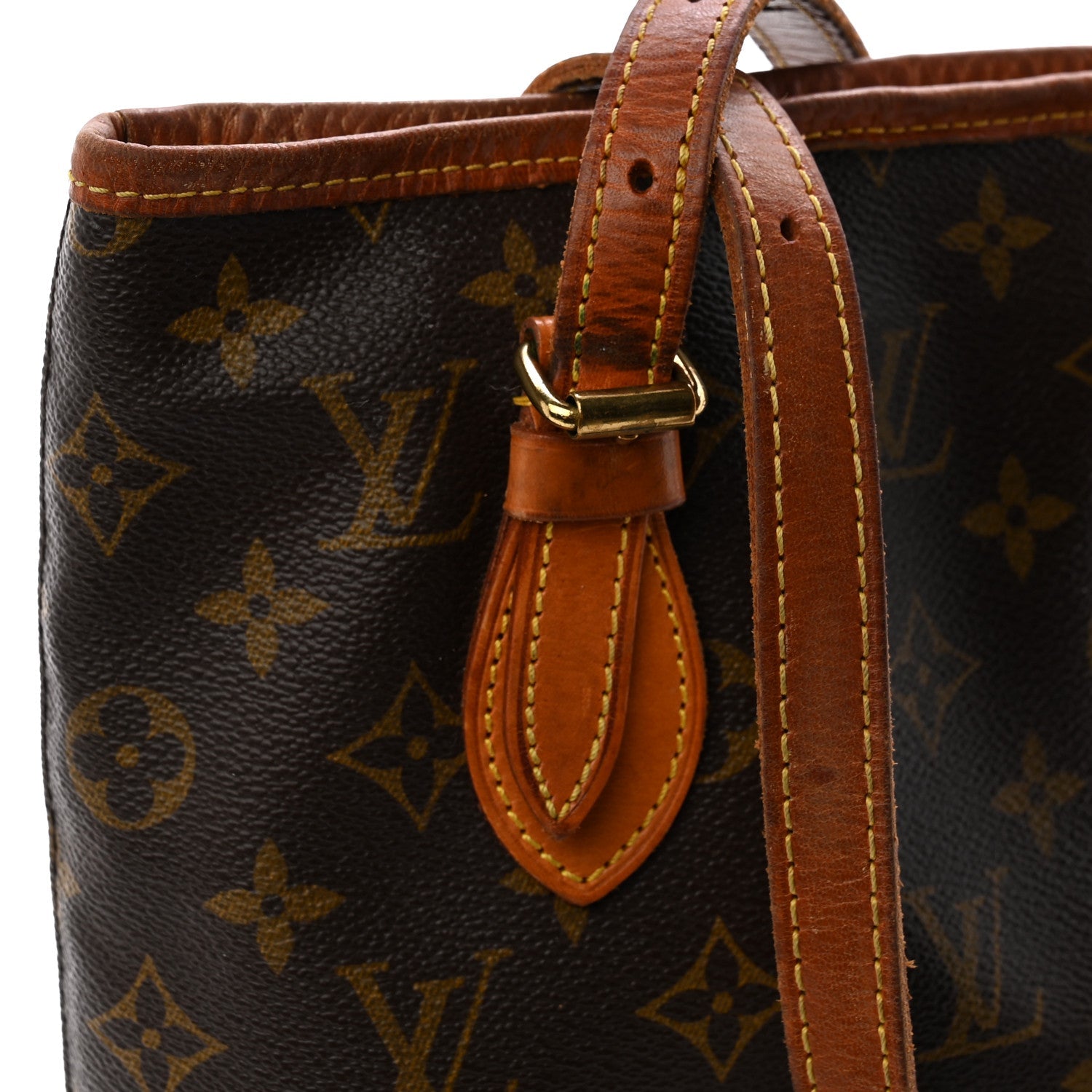 Monogram Petit Bucket 23