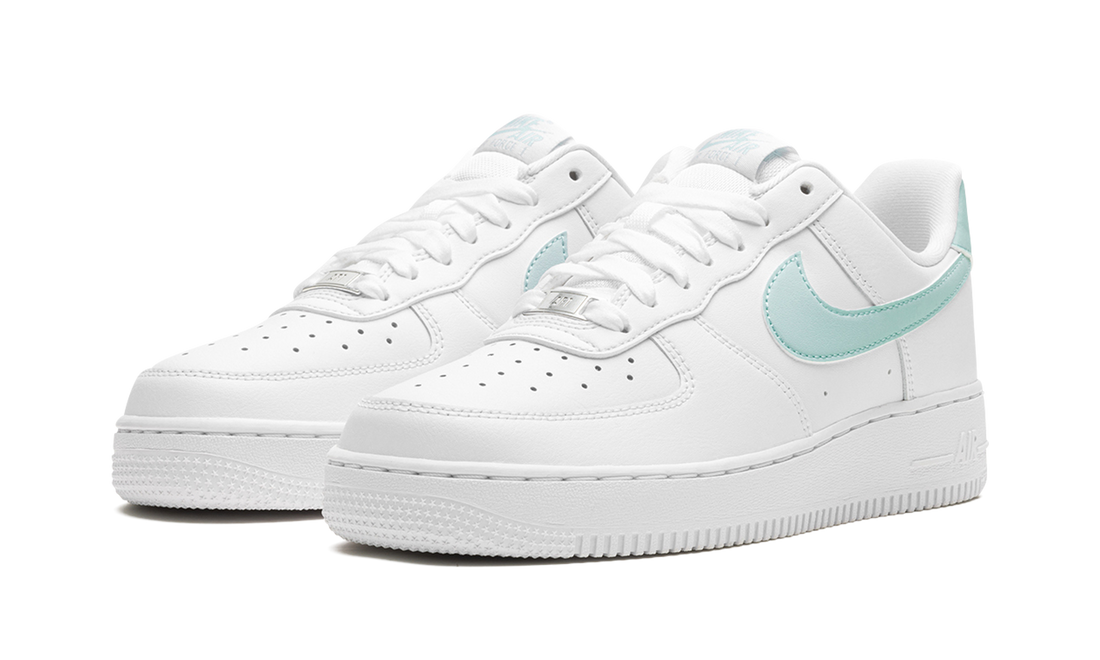 AIR FORCE 1 &