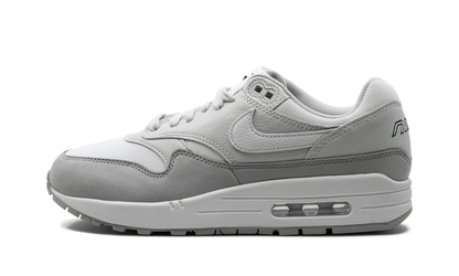 AIR MAX 1 &
