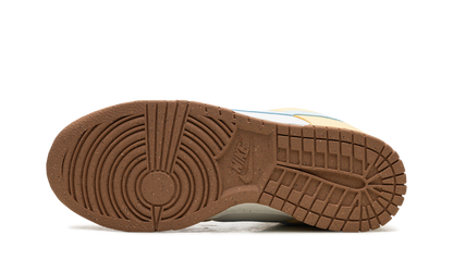 DUNK LOW WMNS "Soft Yellow" FZ4347 100