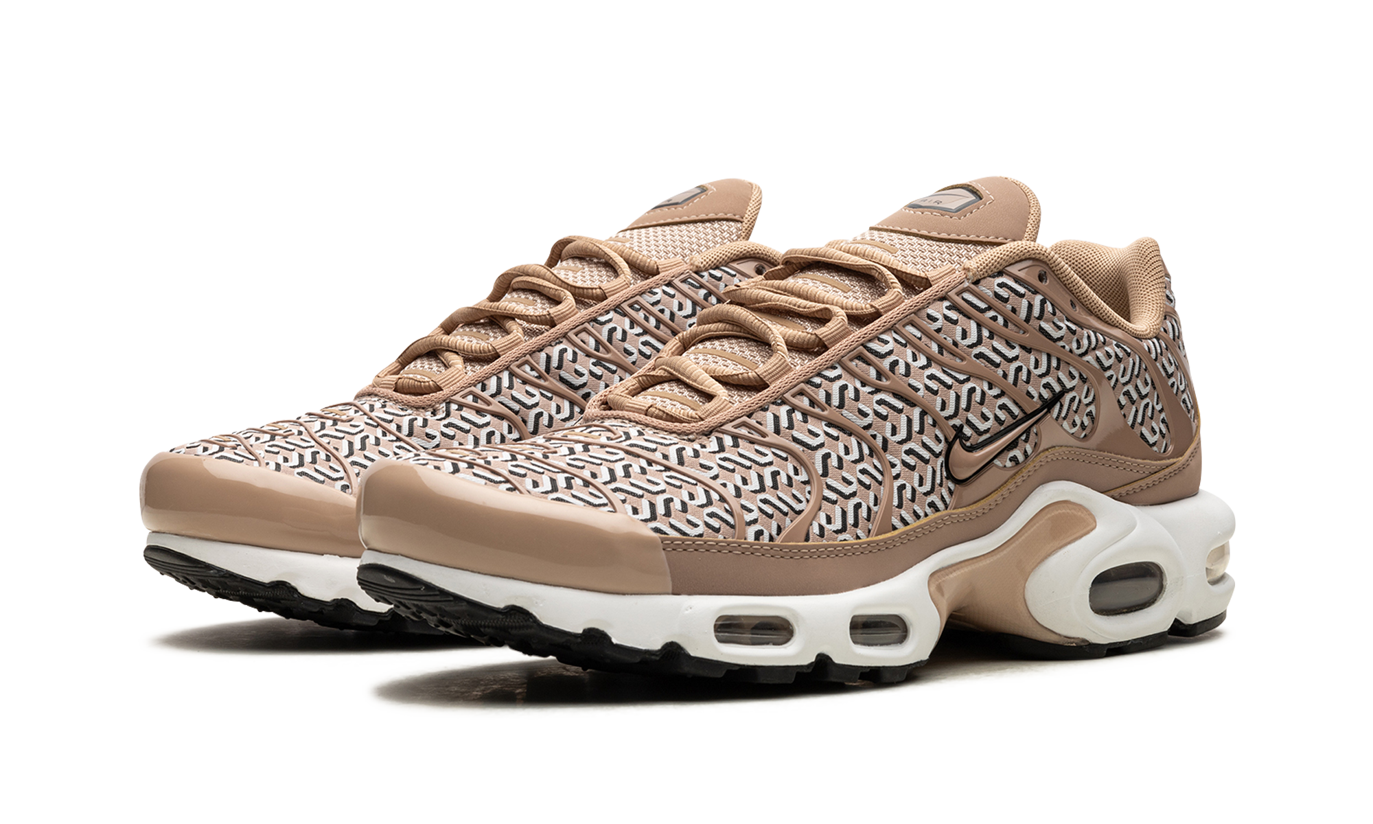 AIR MAX PLUS WMNS "United In Victory" FB2557 200