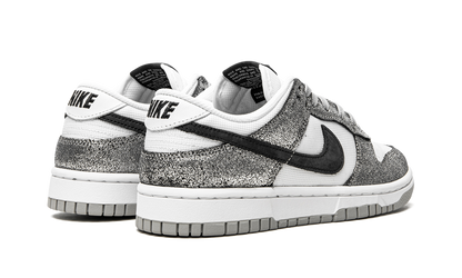 Dunk Low SE WMNS "Golden Gals" DO5882 001