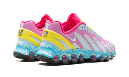 Air Max DN8 WMNS "Doernbecher" IO7689 921