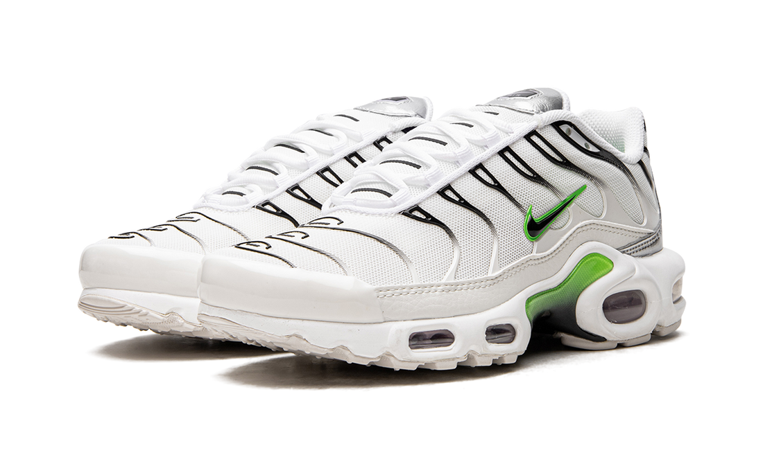 Air Max Plus WMNS "White Green Strike" DN6997 100