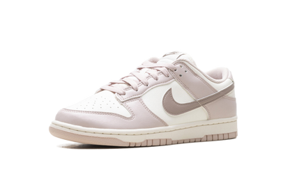 Dunk Low WMNS "Pink Oxford / Sail" IM6572 602