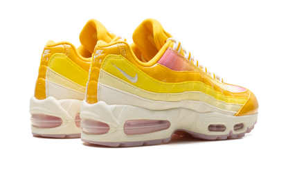 Air Max 95 WMNS "Big Bubble Sunshine" IQ0382 739