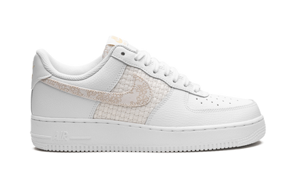 AIR FORCE 1 &