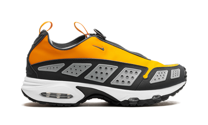 Air Max Sunder WMNS "Canyon Gold Deep Ocean" HJ8080 700