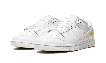 DUNK LO MNS WMNS "Yellow Heart" FD0803 100