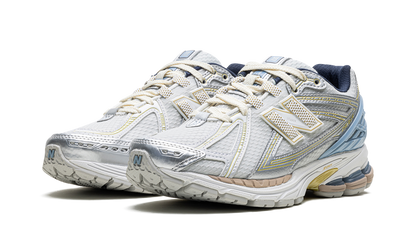 1906R "Kith- White" M1906RKC