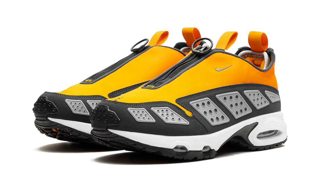 Air Max Sunder WMNS "Canyon Gold Deep Ocean" HJ8080 700