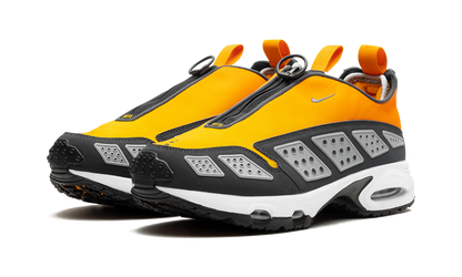 Air Max Sunder WMNS "Canyon Gold Deep Ocean" HJ8080 700