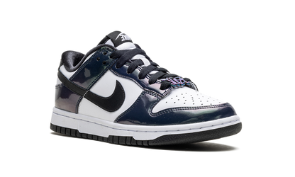 Dunk Low SE WMNS "Just Do It Iridescent" FQ8143 001