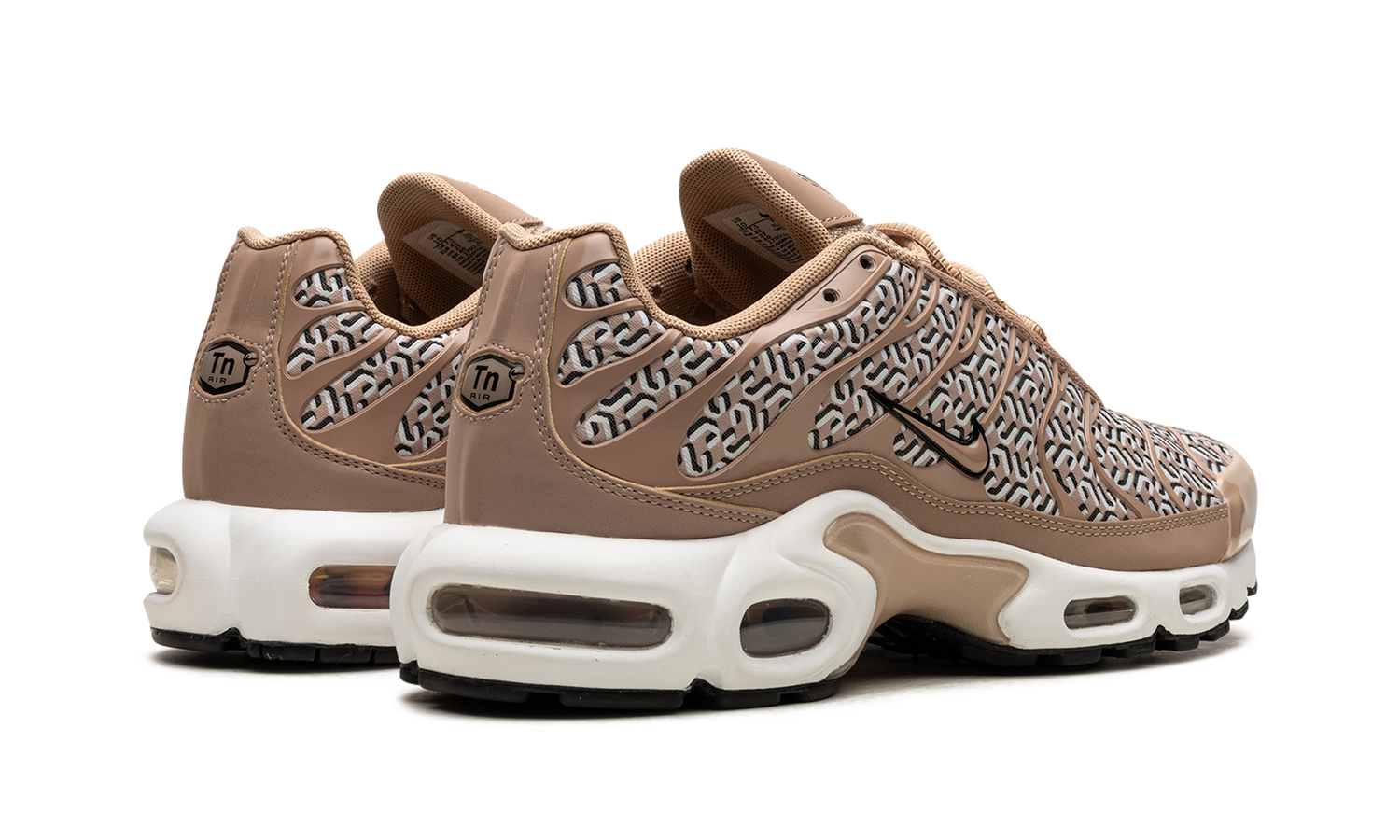 AIR MAX PLUS WMNS "United In Victory" FB2557 200