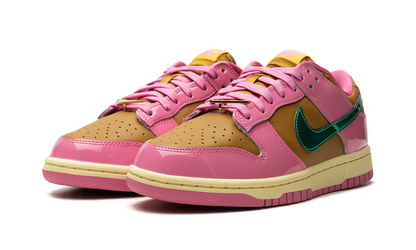 DUNK LOW WMNS "Parris Goebel" FN2721 600