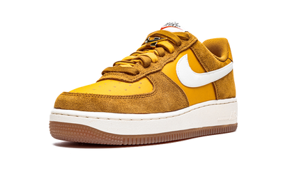 AIR FORCE 1 &