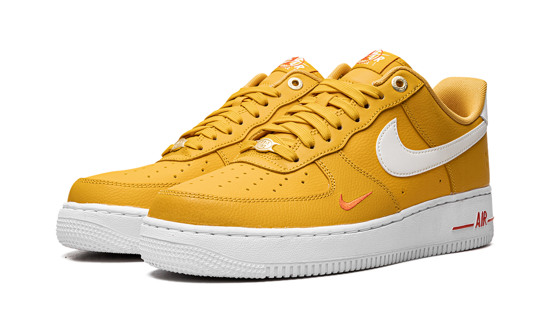 AIR FORCE 1 LO MNS WMNS "40th Anniversary" DQ7582 700