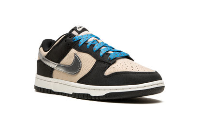 DUNK LO MNS WMNS "Starry Laces" DZ4712 001