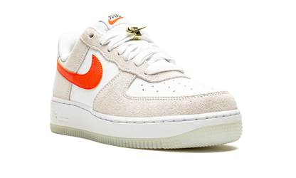 AIR FORCE 1 &