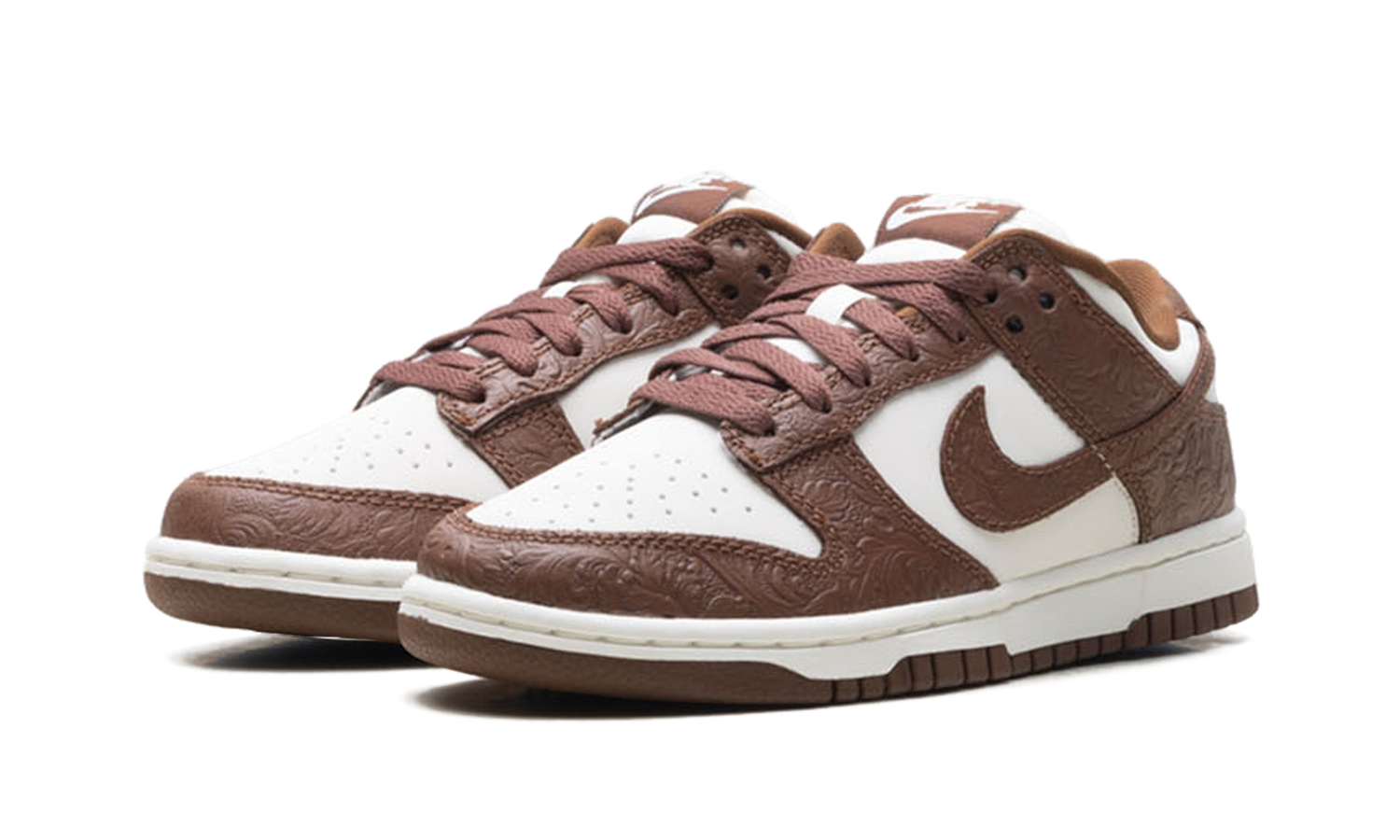 Dunk Low WMNS "Embossed Baroque Sail Fauna Brown" IF3944 100