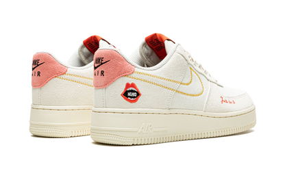 AIR FORCE 1 &