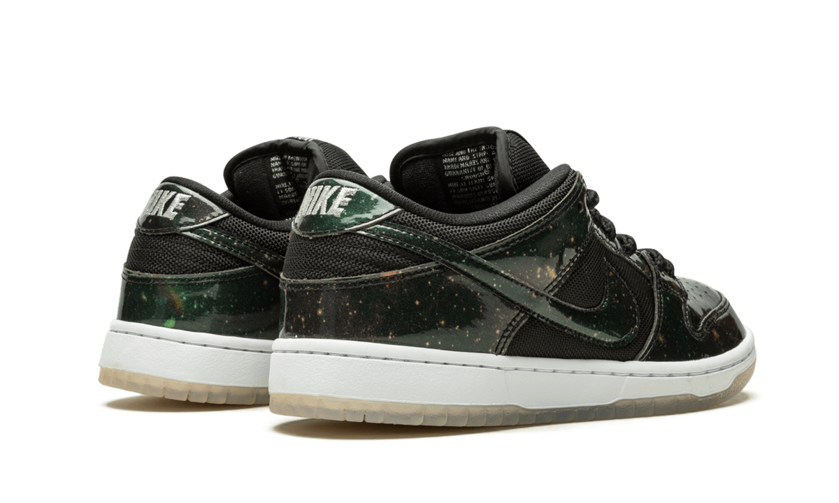 SB Dunk Low TRD QS "GALAXY" 883232 001