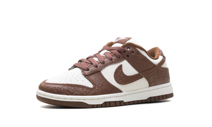 Dunk Low WMNS "Embossed Baroque Sail Fauna Brown" IF3944 100