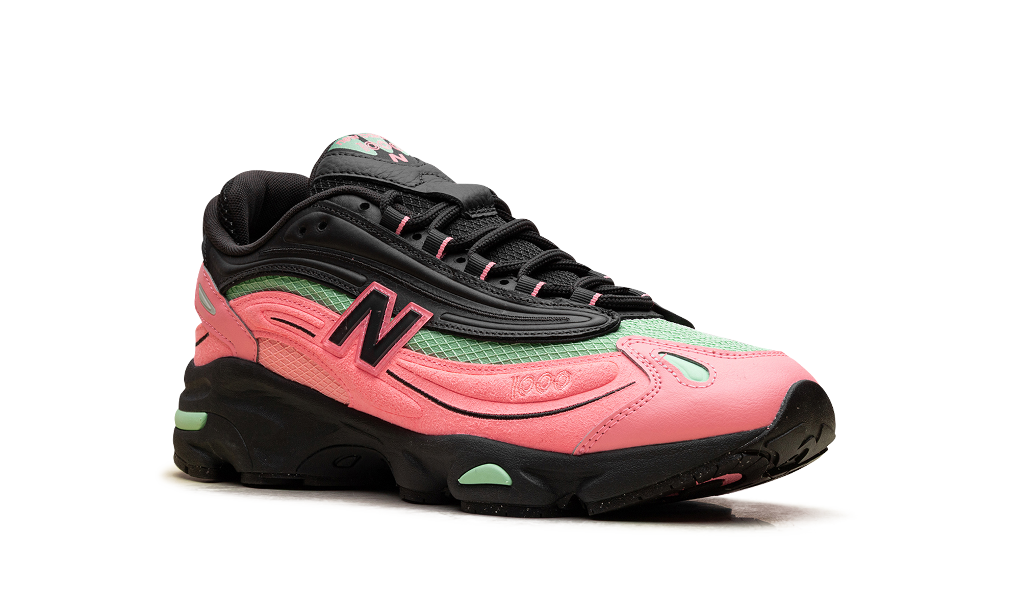 1000 "Black / Pink - Footlocker Exclusive" M1000FDM