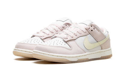 Dunk Low WMNS "Light Soft Pink" FB7910 601