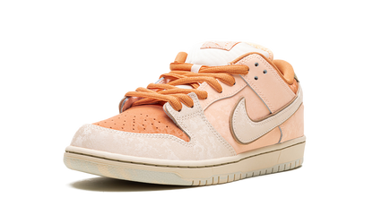 Nike SB Dunk Low Pro PRM "Guava Ice" FV5926 200