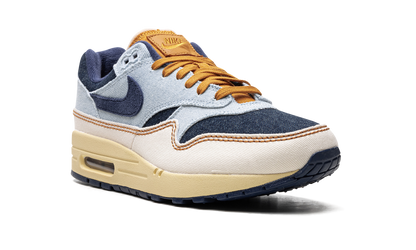 AIR MAX 1 &