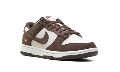Dunk Low Suede WMNS "Light Orewood Brown / Baroque Brown / White" IO4244 102
