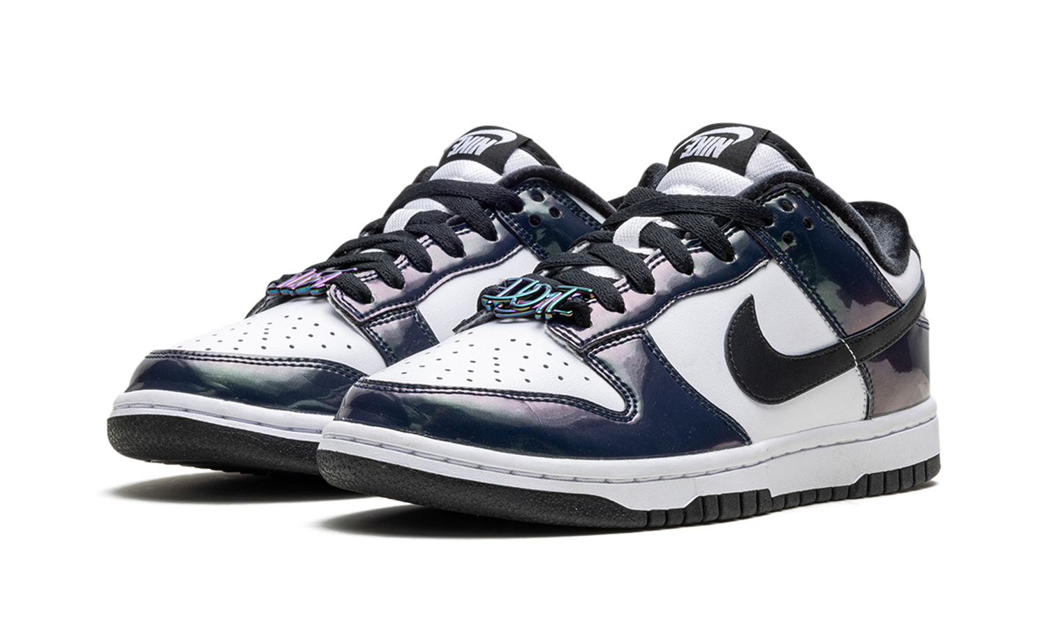 Dunk Low SE WMNS "Just Do It Iridescent" FQ8143 001