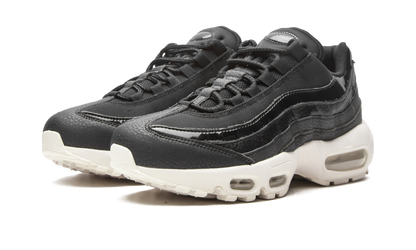 AIR MAX 95 SE MNS WMNS "Black" AQ4138 001