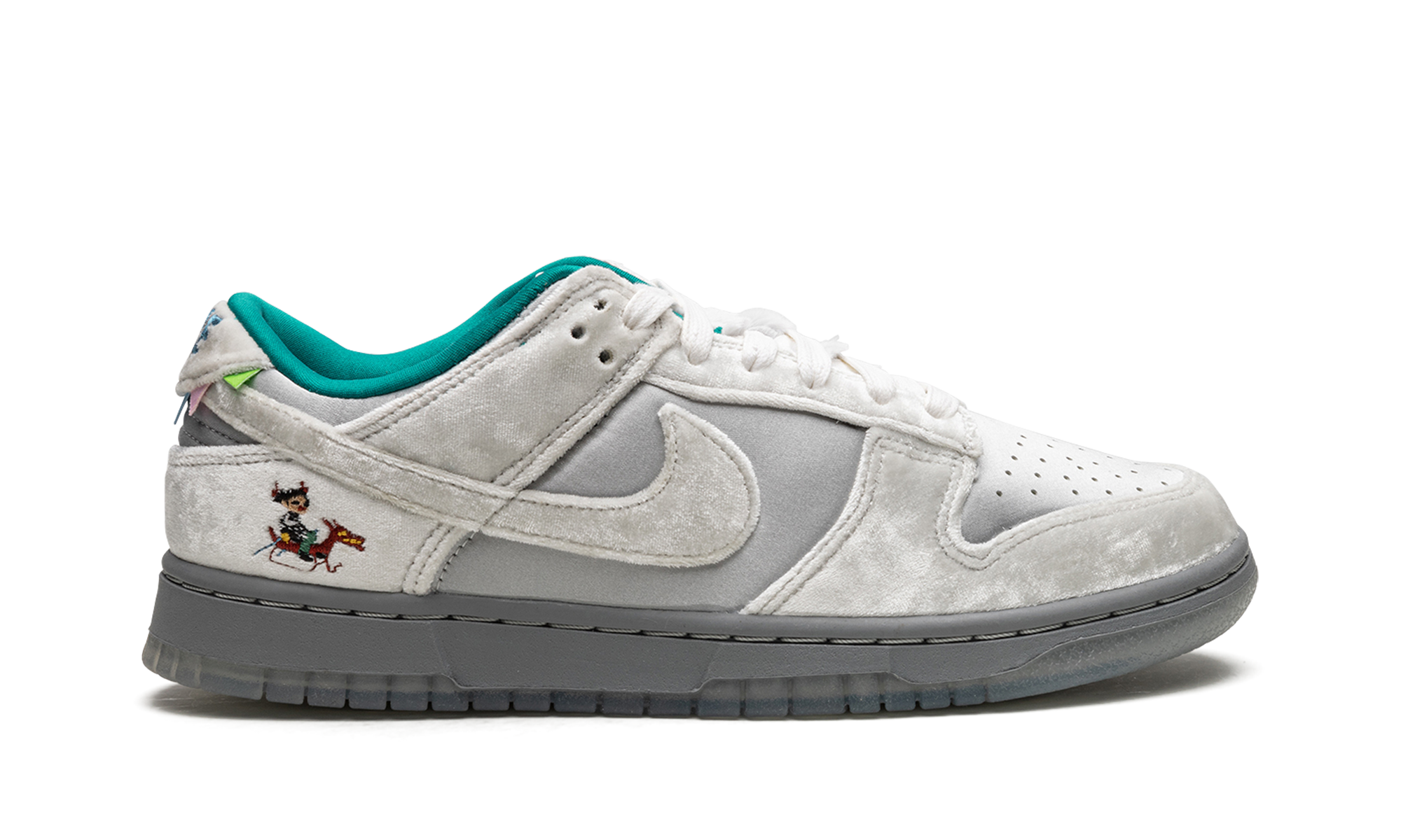 DUNK LOW WMNS "Ice" DO2326 001