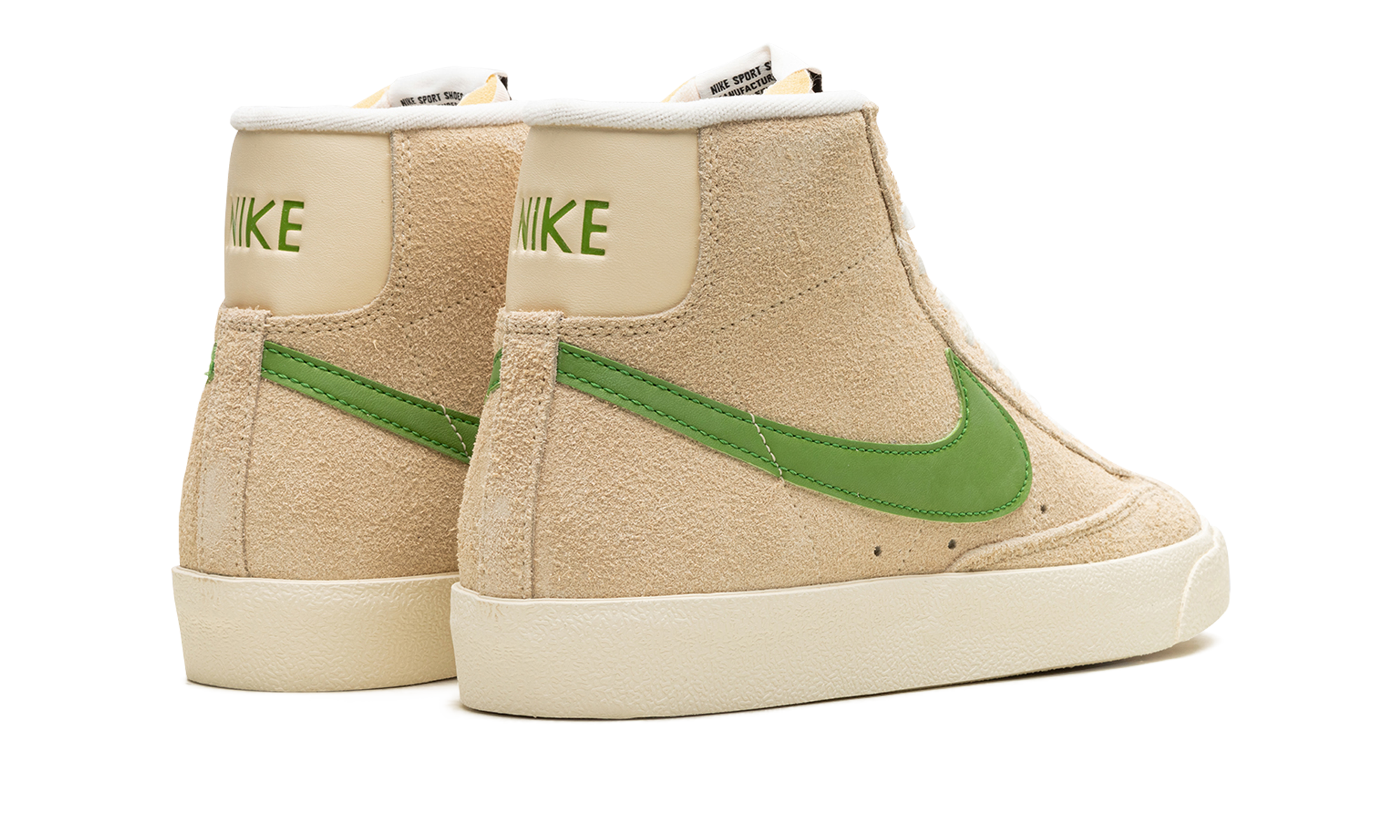 NIKE BLAZER MID &