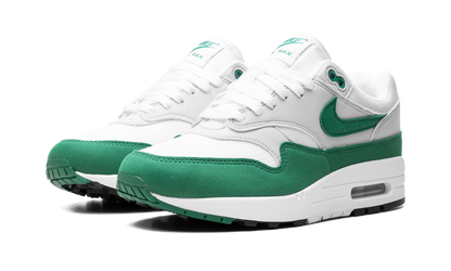Air Max 1 &
