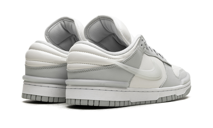 Dunk Low Twist WMNS "LIGHT SILVER" DZ2794 004