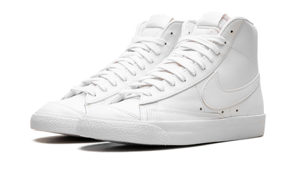 Blazer Mid &