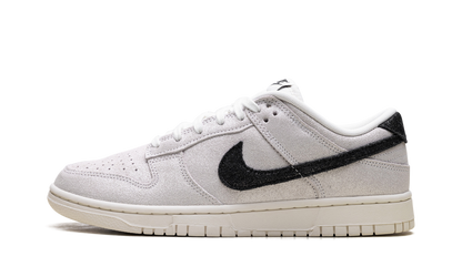 Dunk Low SE WMNS "Team Red" HQ3502 100
