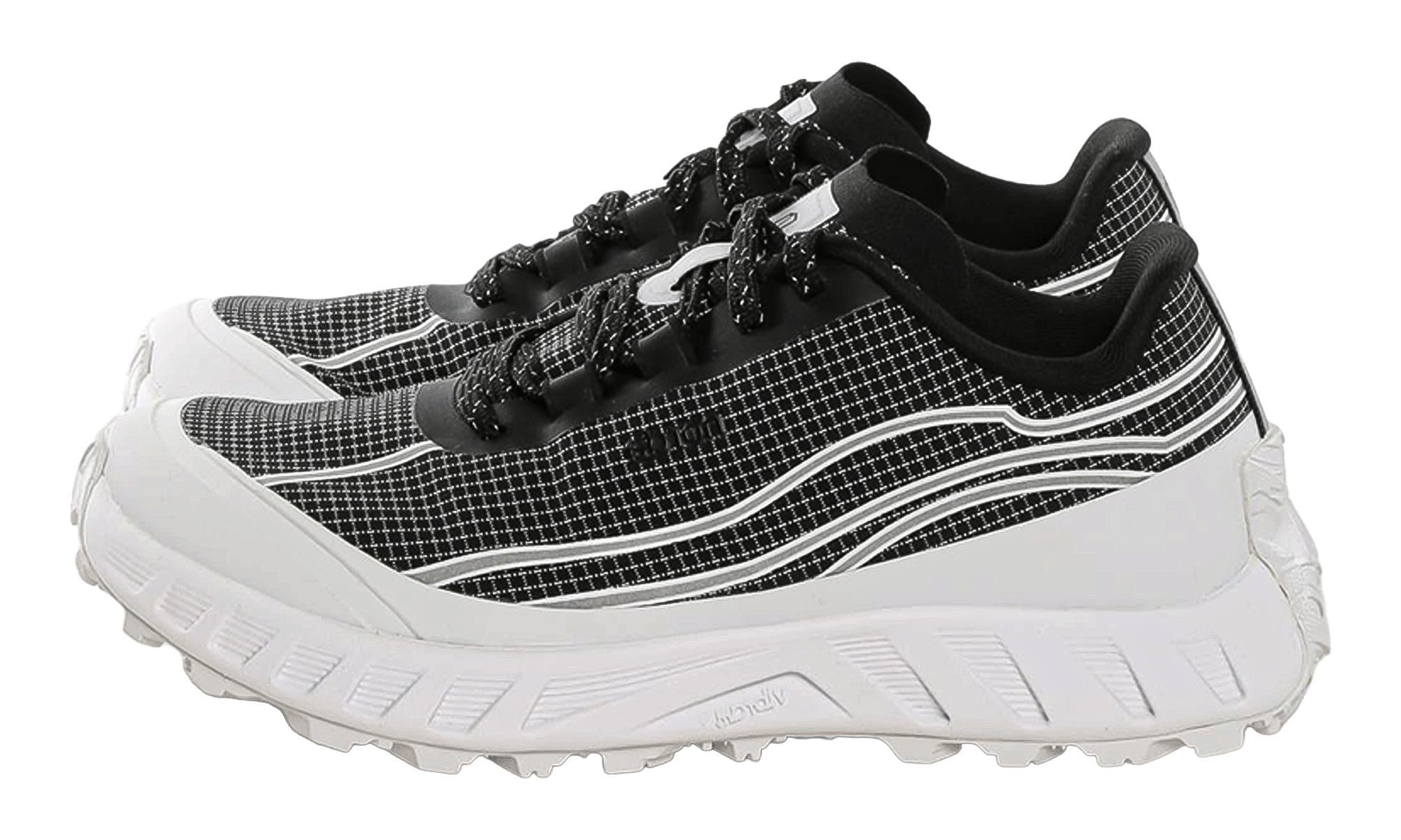 002 WMNS "Summit Black" NORDA002 W SUMBLK