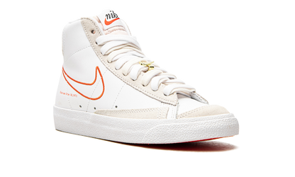 BLAZER MID 77 SE WMNS "First Use" DH6757 100