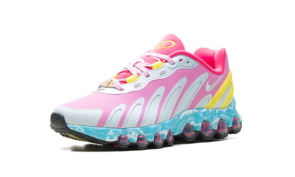 Air Max DN8 WMNS "Doernbecher" IO7689 921