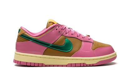 DUNK LOW WMNS "Parris Goebel" FN2721 600