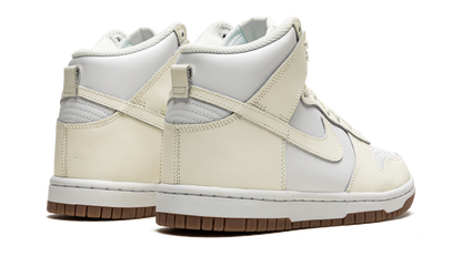 DUNK HIGH MNS WMNS "Sail / Gum" DD1869 109