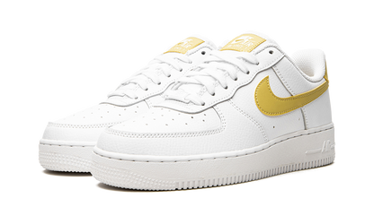 AIR FORCE 1 LO MNS WMNS "White / Saturn Gold" 315115 170