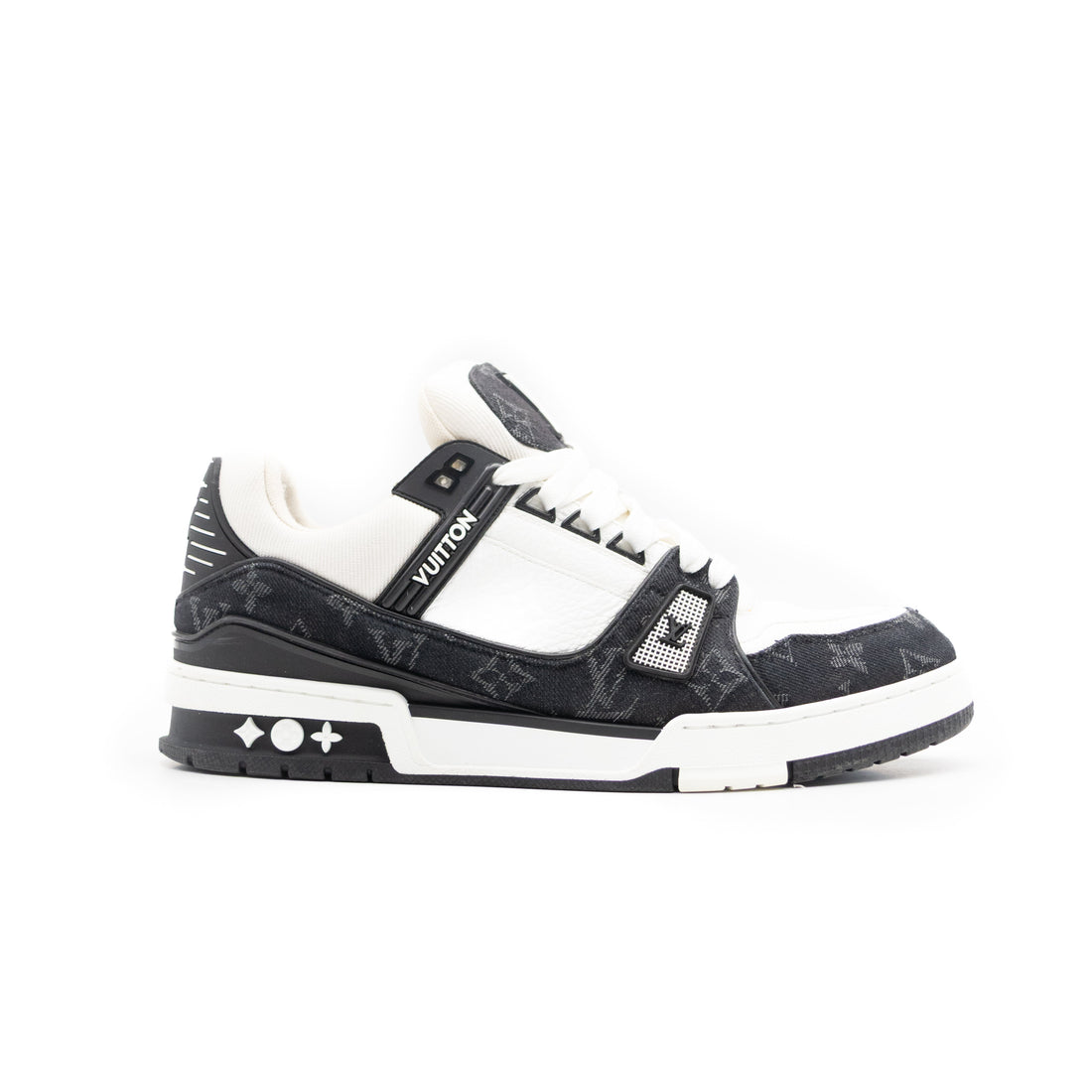 Louis Vuitton Trainer White Black White